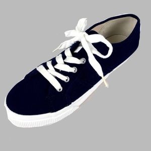 Lands End Womans 42532 Black Canvas Sneaker Sz 8.5